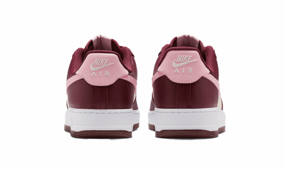 Air Force 1 '07 "Valentine’s Day" - ClaoukyShoes