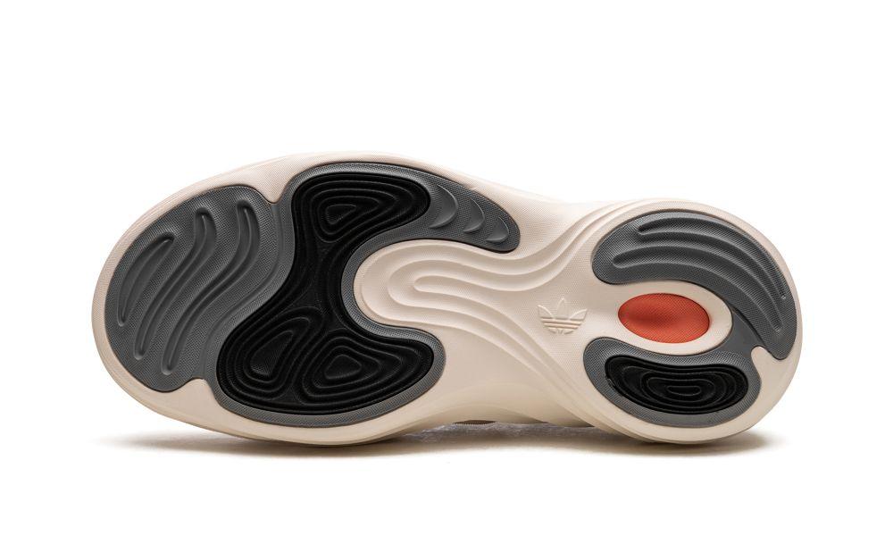 L’adidas adiFOM Q "Wonder White Black" - ClaoukyShoes