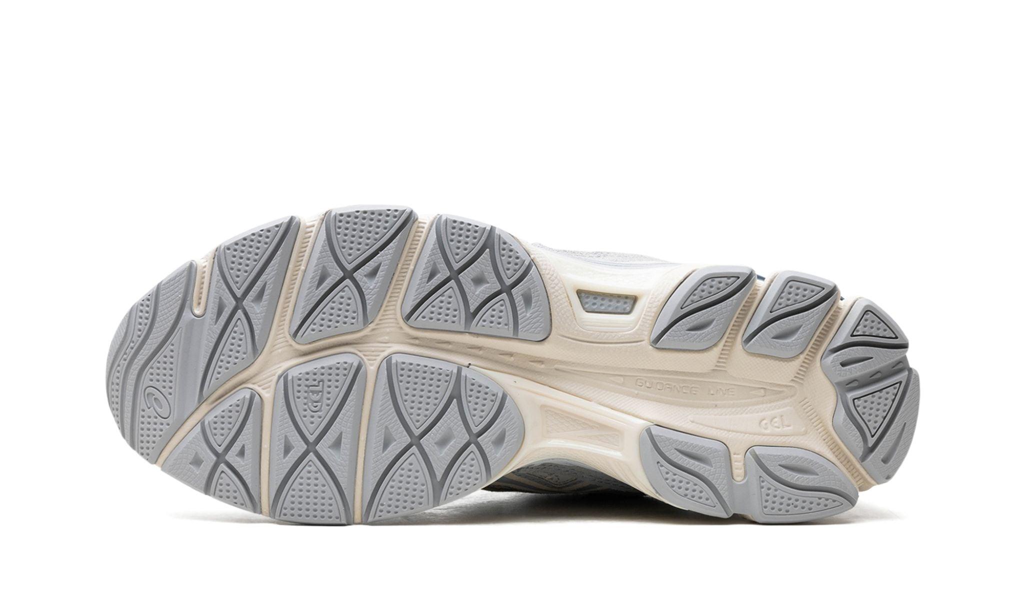 ASICS GEL-NYC "Ivory/Mid Grey" - ClaoukyShoes