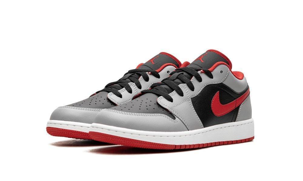 Air Jordan 1 'Black/Fire Red' - ClaoukyShoes