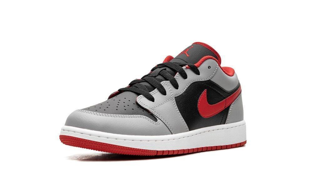 Air Jordan 1 'Black/Fire Red' - ClaoukyShoes