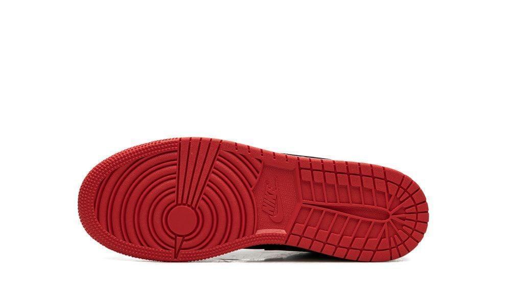 Air Jordan 1 'Black/Fire Red' - ClaoukyShoes