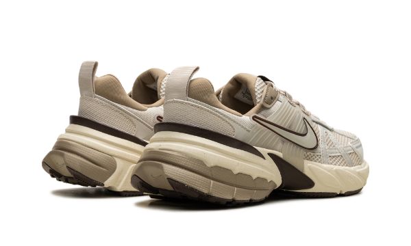 Nike V2K RUN WMNS "Light Orewood Brown" - ClaoukyShoes