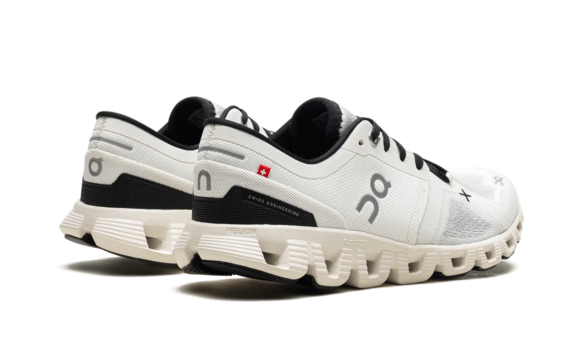 On Running Cloud X 3 "Ivory / Black"