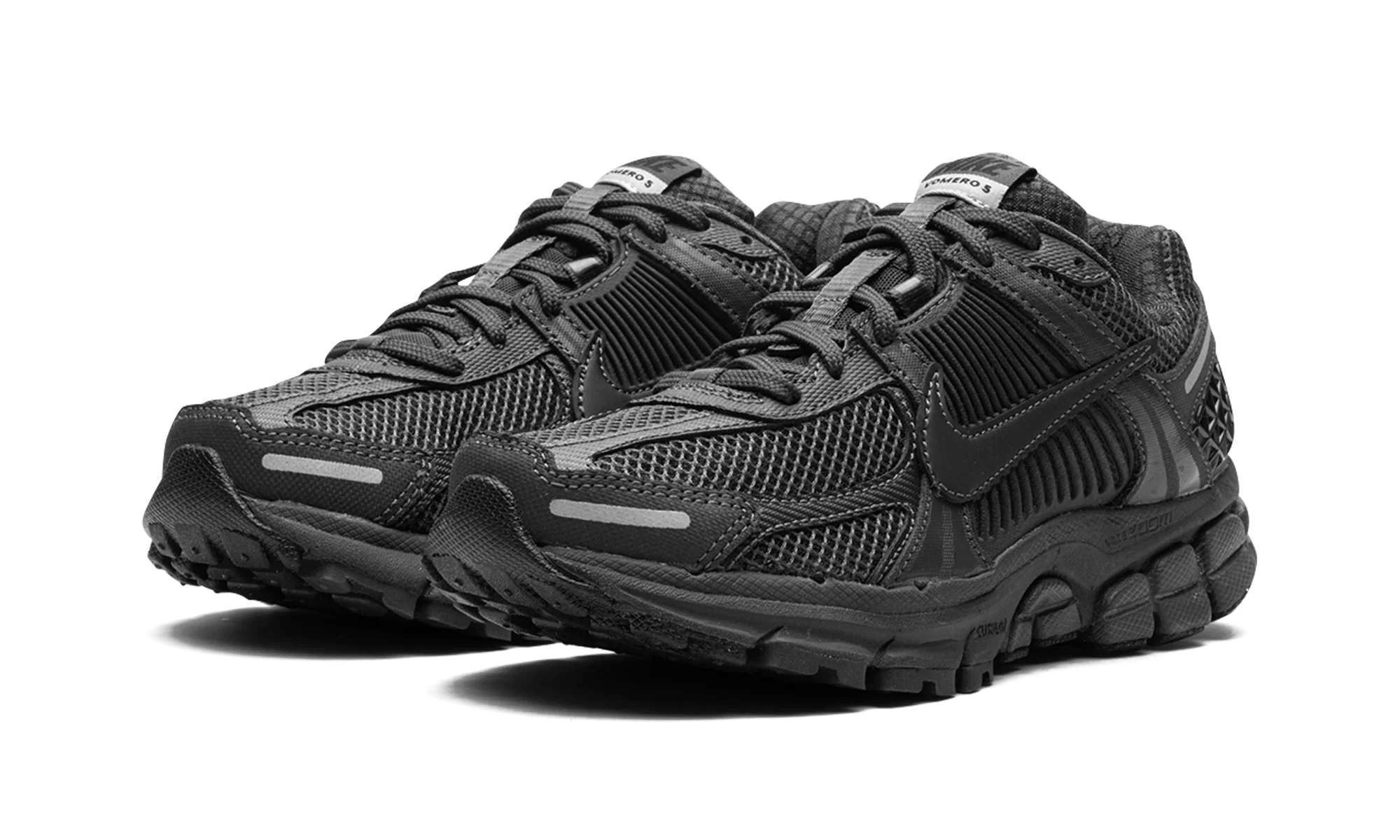 Zoom Vomero 5 "Triple Black"