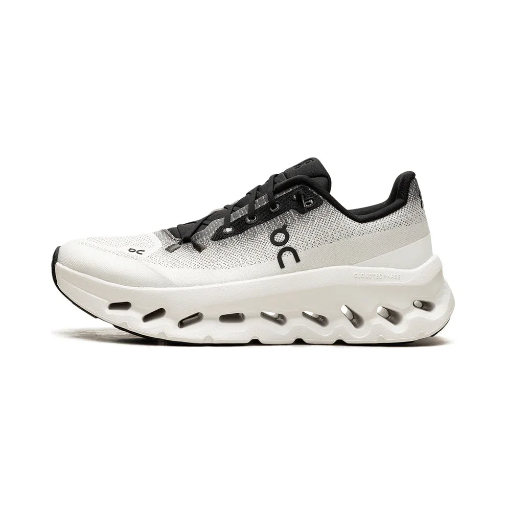 On Running Cloudtilt "Black/Ivory" - ClaoukyShoes