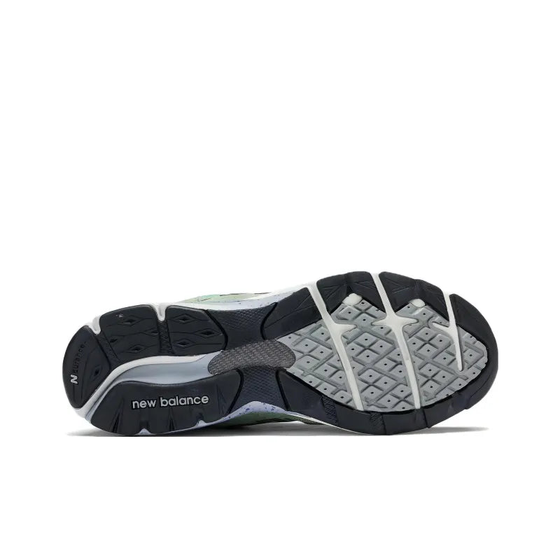 New Balance 990 v3 "Green"