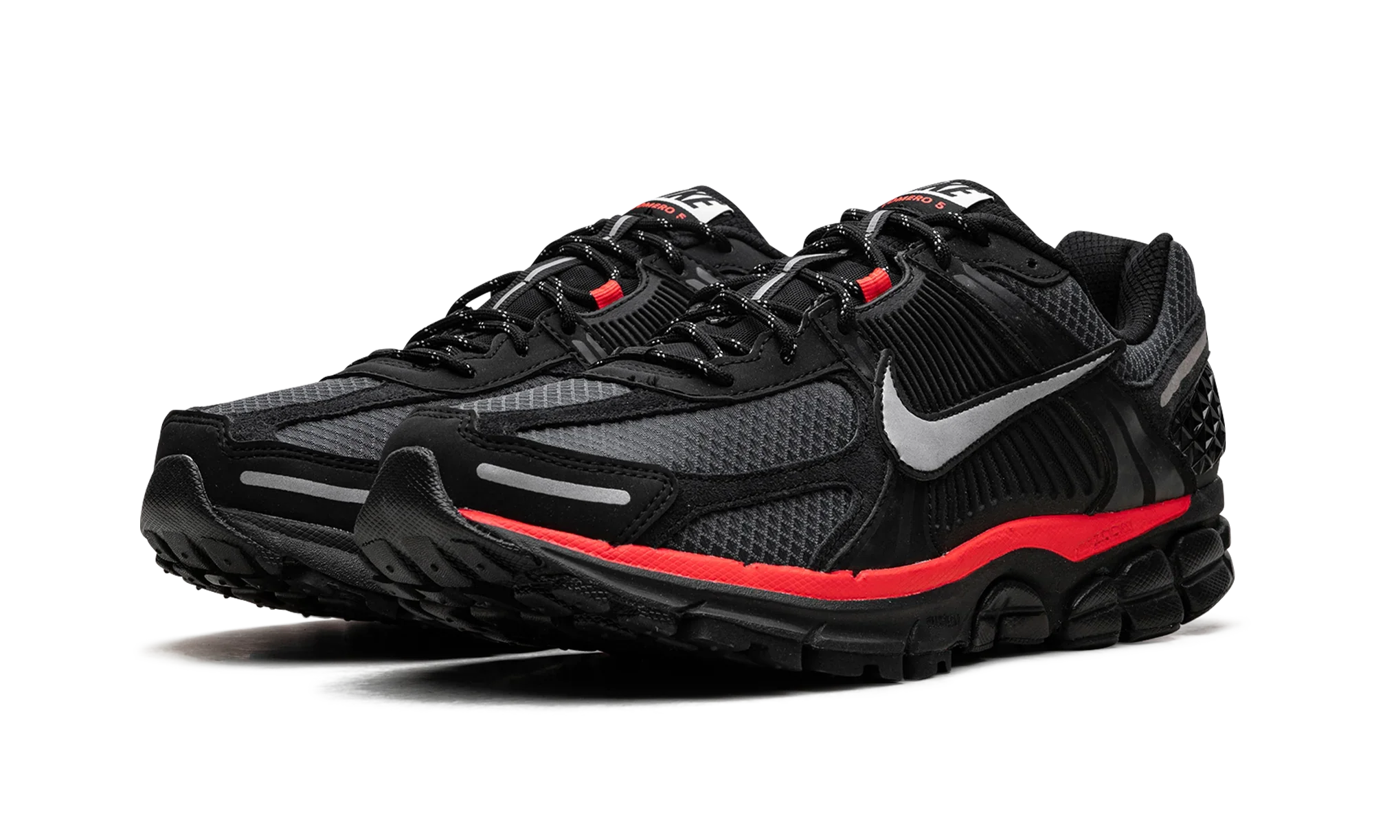 Zoom Vomero 5 "Black Metallic University Red"