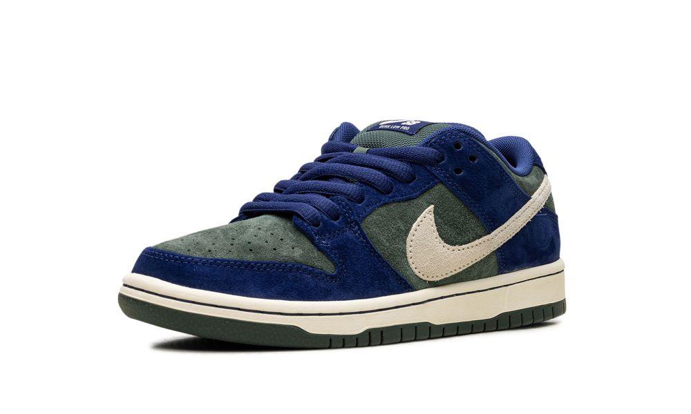 Nike SB Dunk "Deep Royal Blue" - ClaoukyShoes