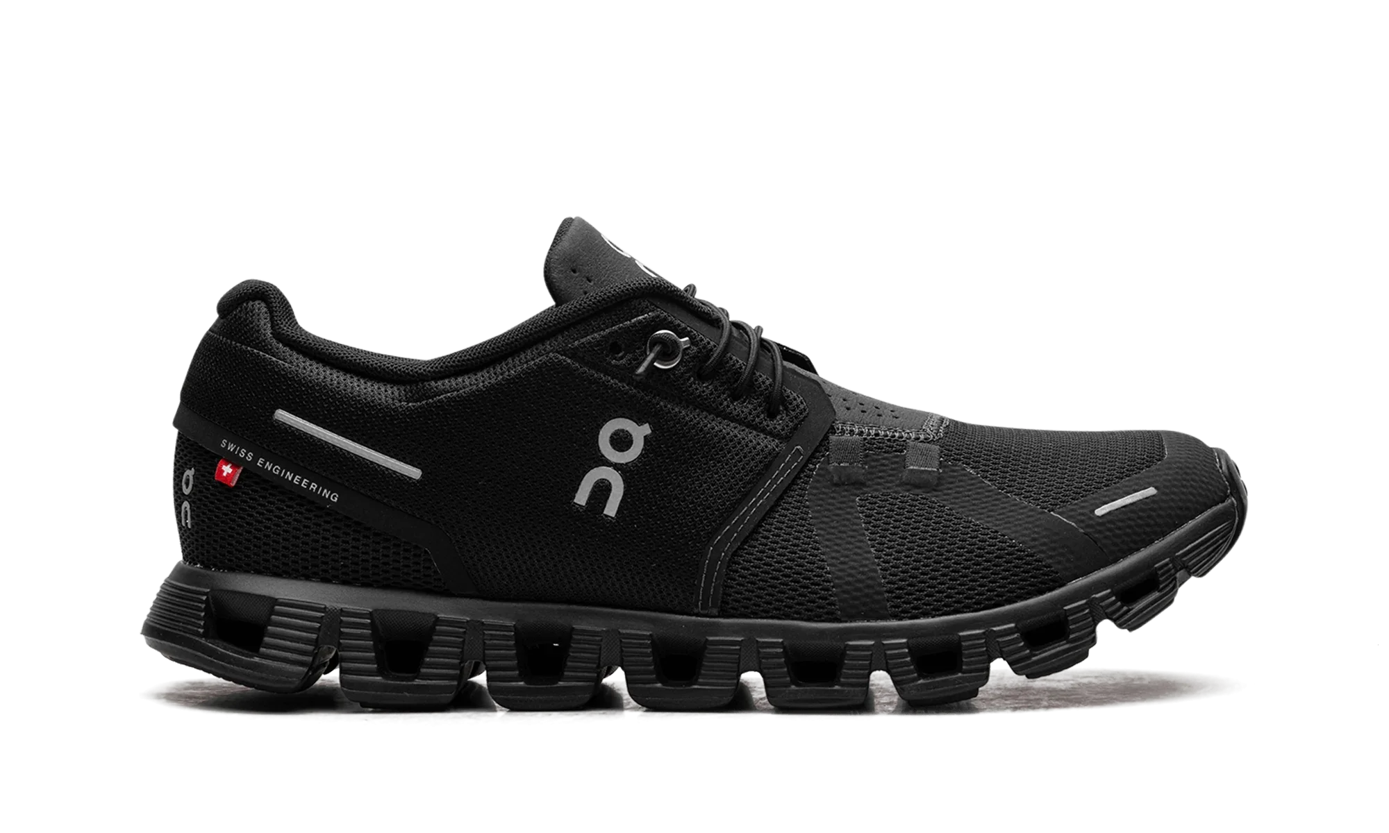 On Running Cloud 5 "All Black"
