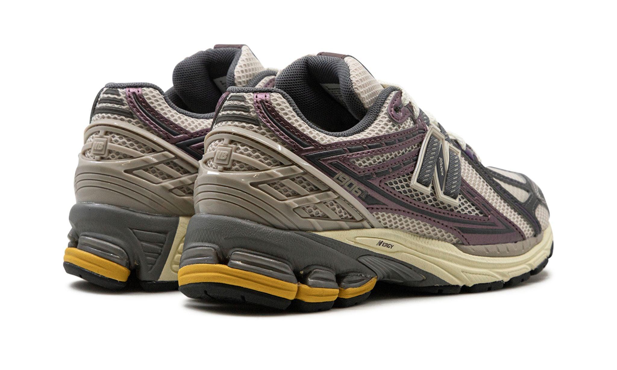New Balance 1906R "LICORICE" - ClaoukyShoes