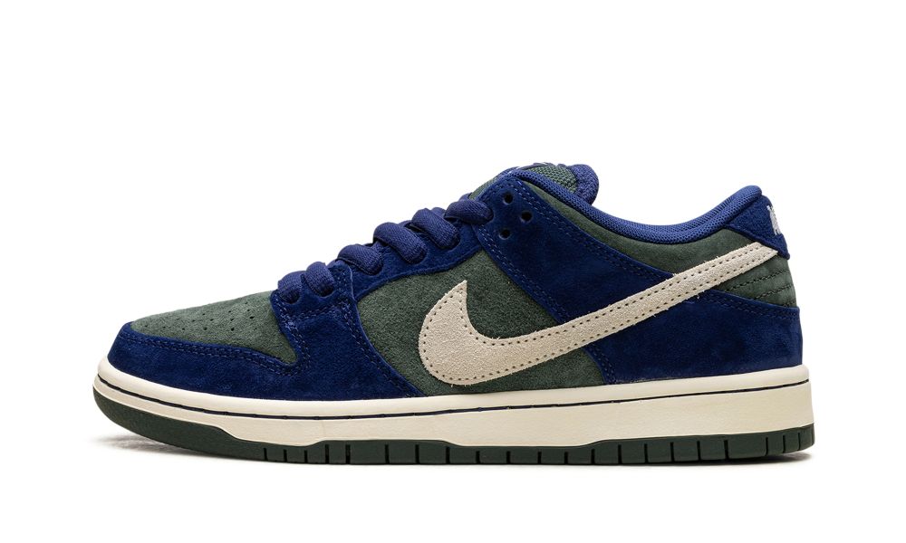 Nike SB Dunk "Deep Royal Blue"