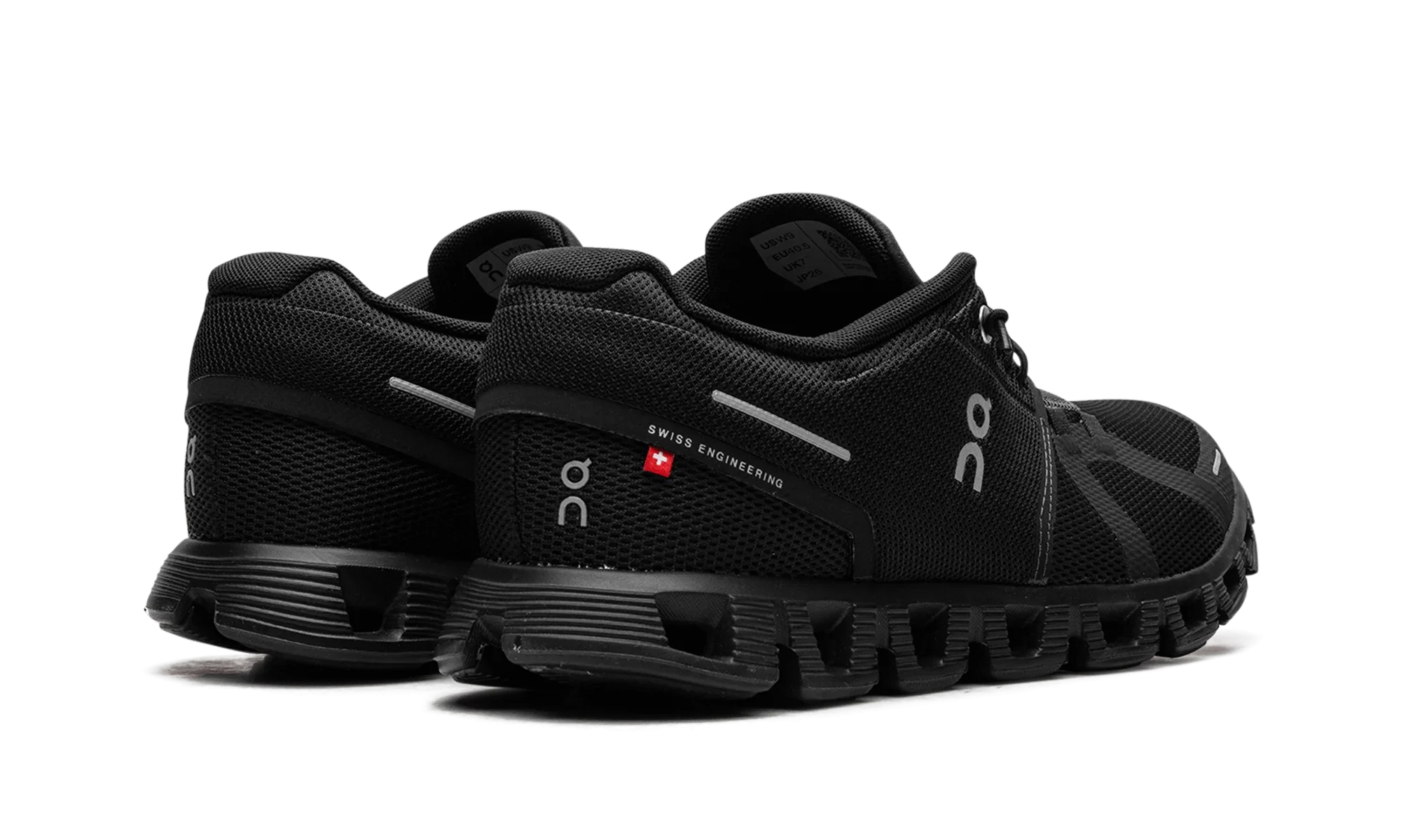 On Running Cloud 5 "All Black"