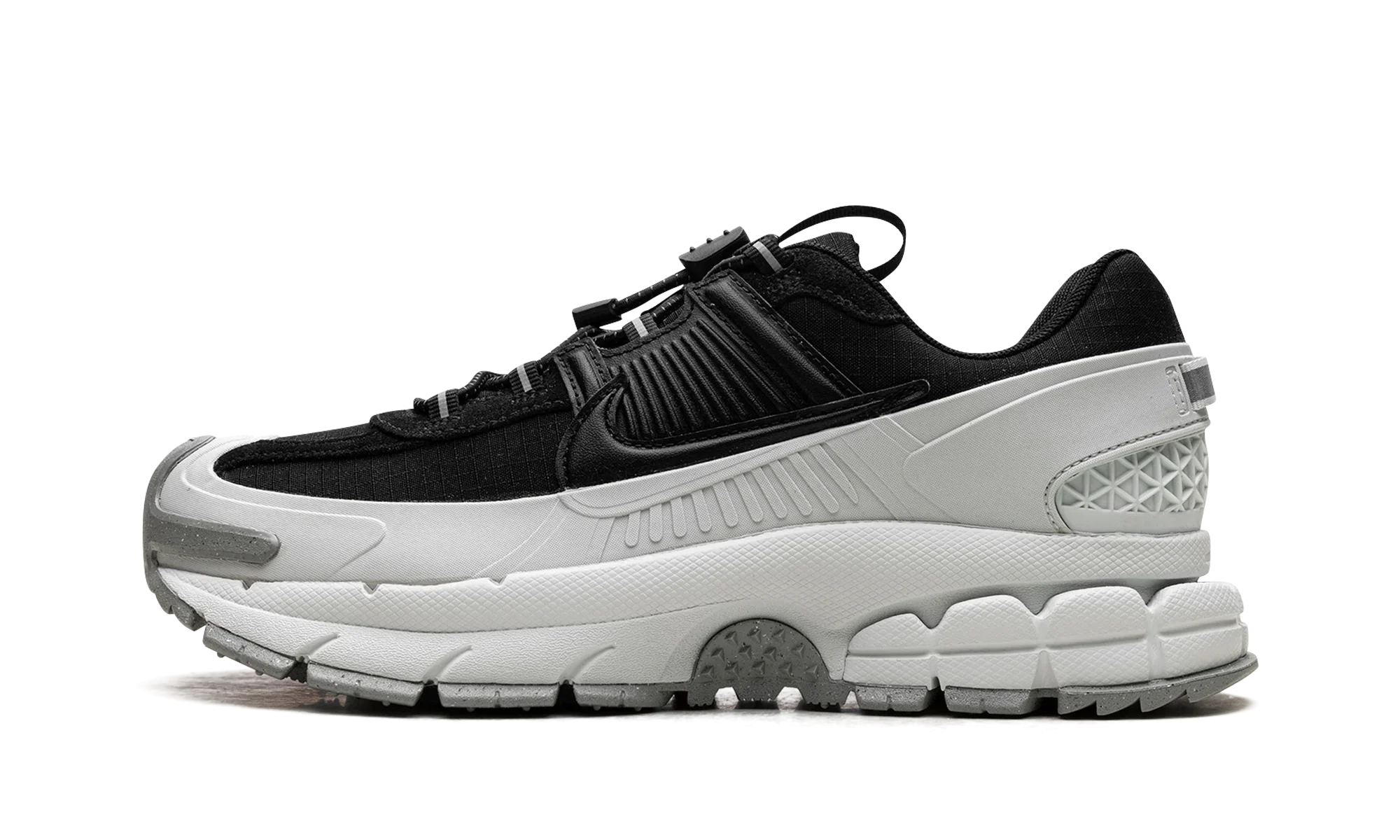 Zoom Vomero 5 Roam "Black Light Silver"