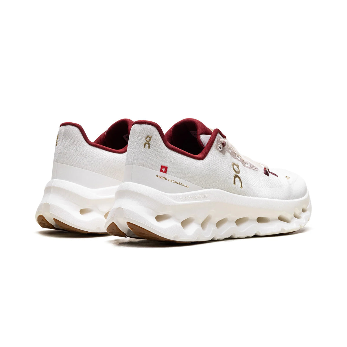 On Running
Cloudtilt "Pearl Ivory"