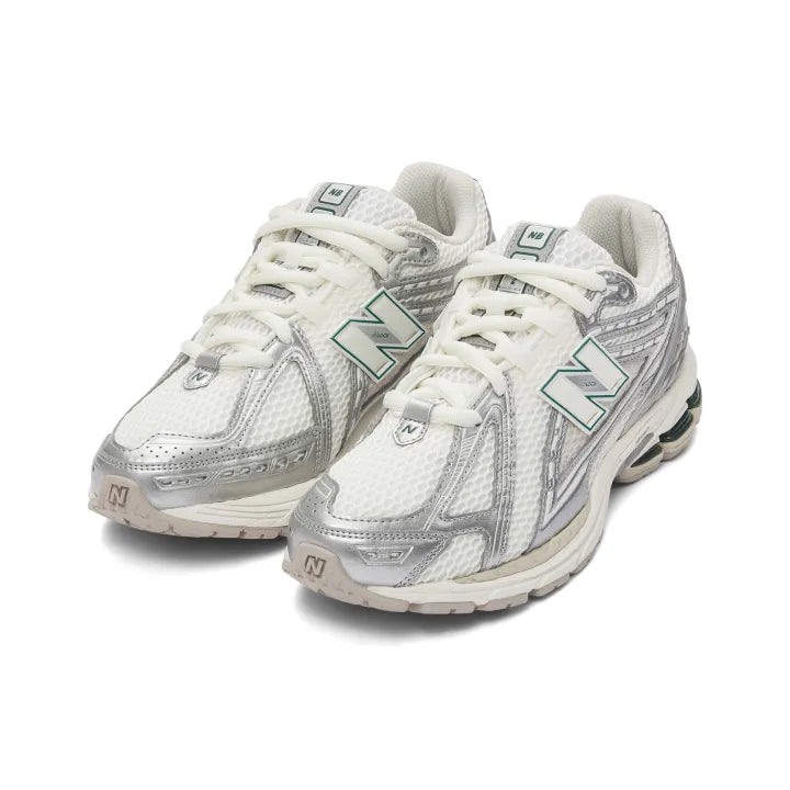 New Balance 1906R "Silver Metallic/Sea Salt/New Spruce"