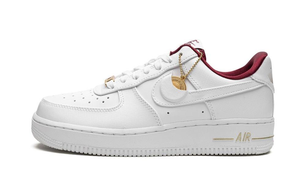 AIR FORCE 1 LO MNS WMNS
"Just Do It" - ClaoukyShoes