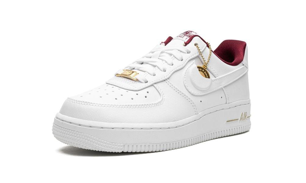 AIR FORCE 1 LO MNS WMNS
"Just Do It" - ClaoukyShoes