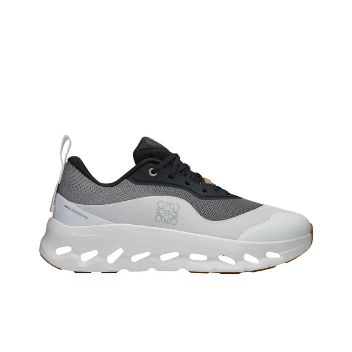 On Running x Loewe Cloudtilt "Black/white"