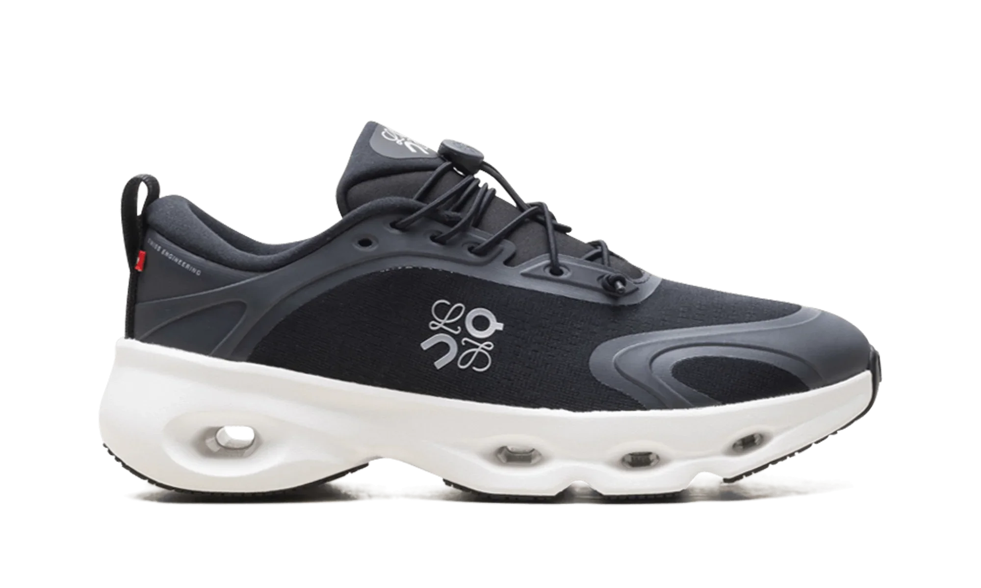 On running Cloudsolo "LOEWE - Black White"