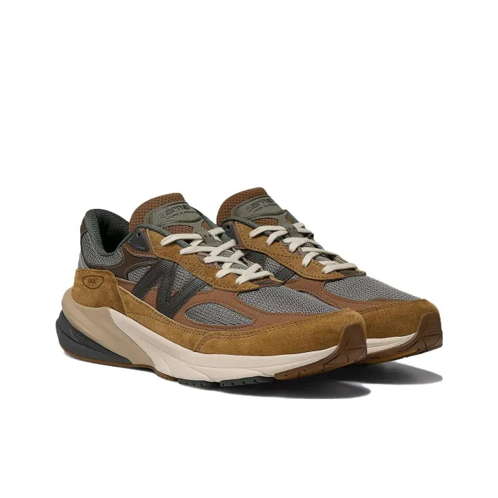 New Balance 990v6 Carhartt WIP "Sculpture Center"