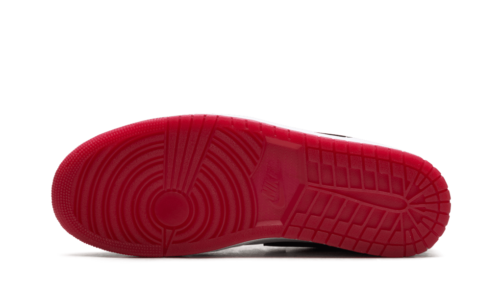Jordan 1 Low SE "Black Toe (2025)"