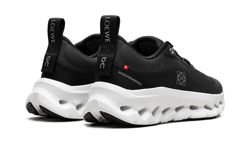 On running Cloudtilt "Loewe - Black"