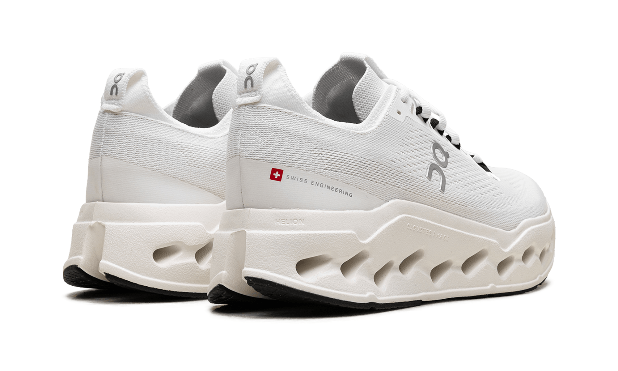 On running Cloudsurfer Max "White"