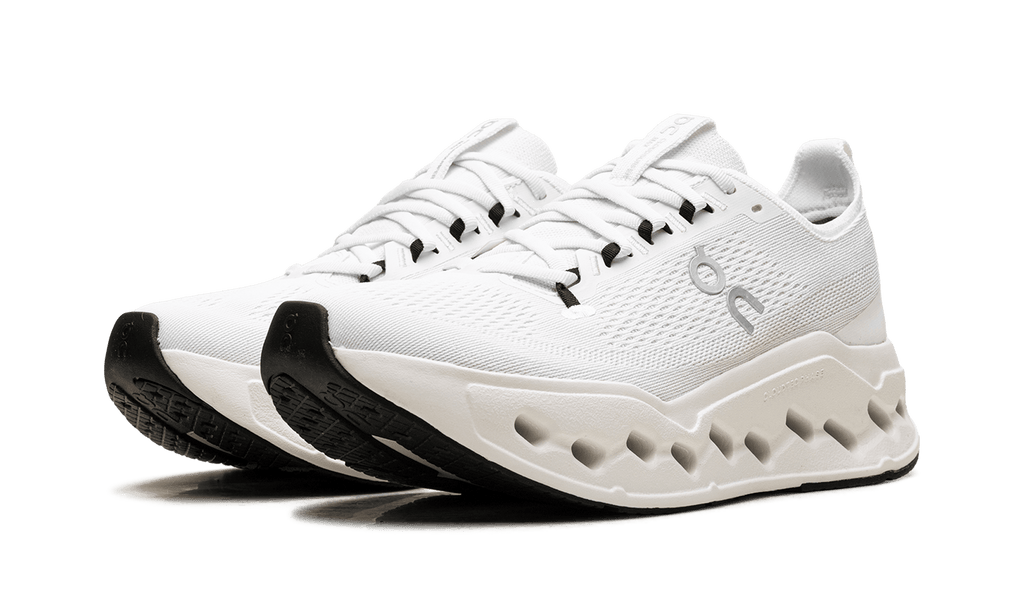 On running Cloudsurfer Max "White"