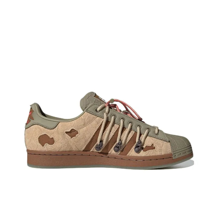 Adidas Superstar x melting sadness
"Green Brown"