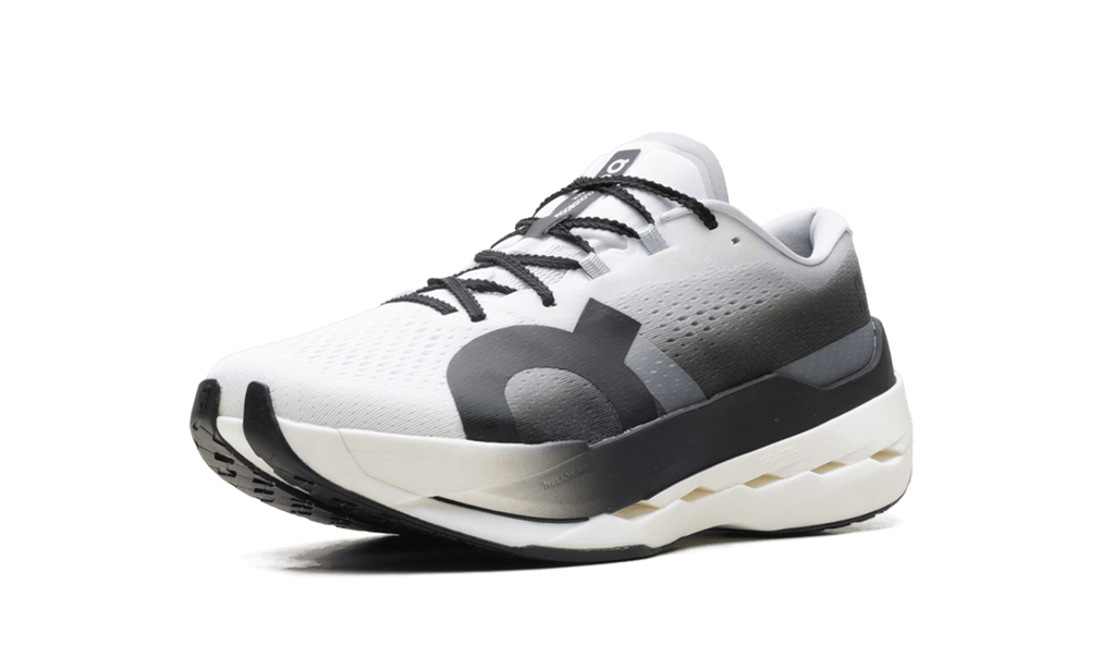 On Running Cloudboom Max "White / Black"