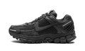 Zoom Vomero 5  "Triple Black"