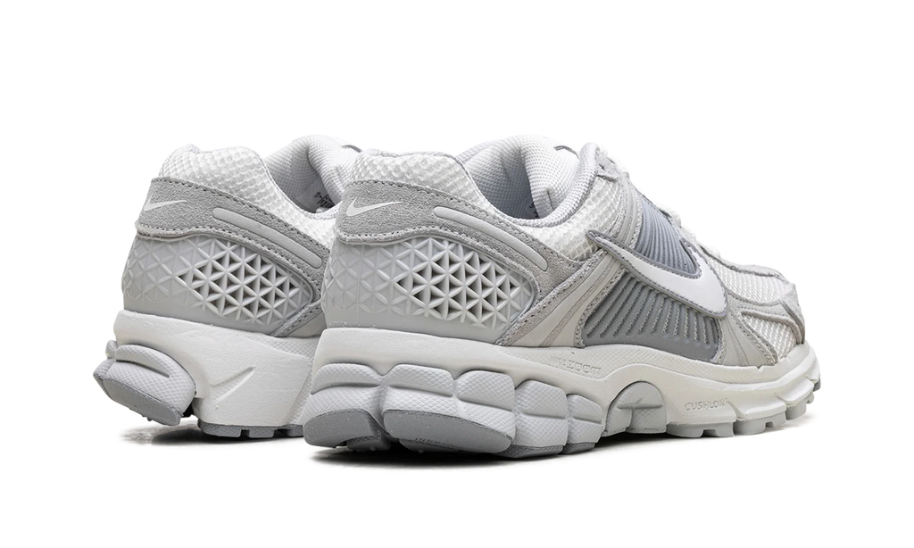Zoom Vomero 5 WMNS
"Pure Platinum"