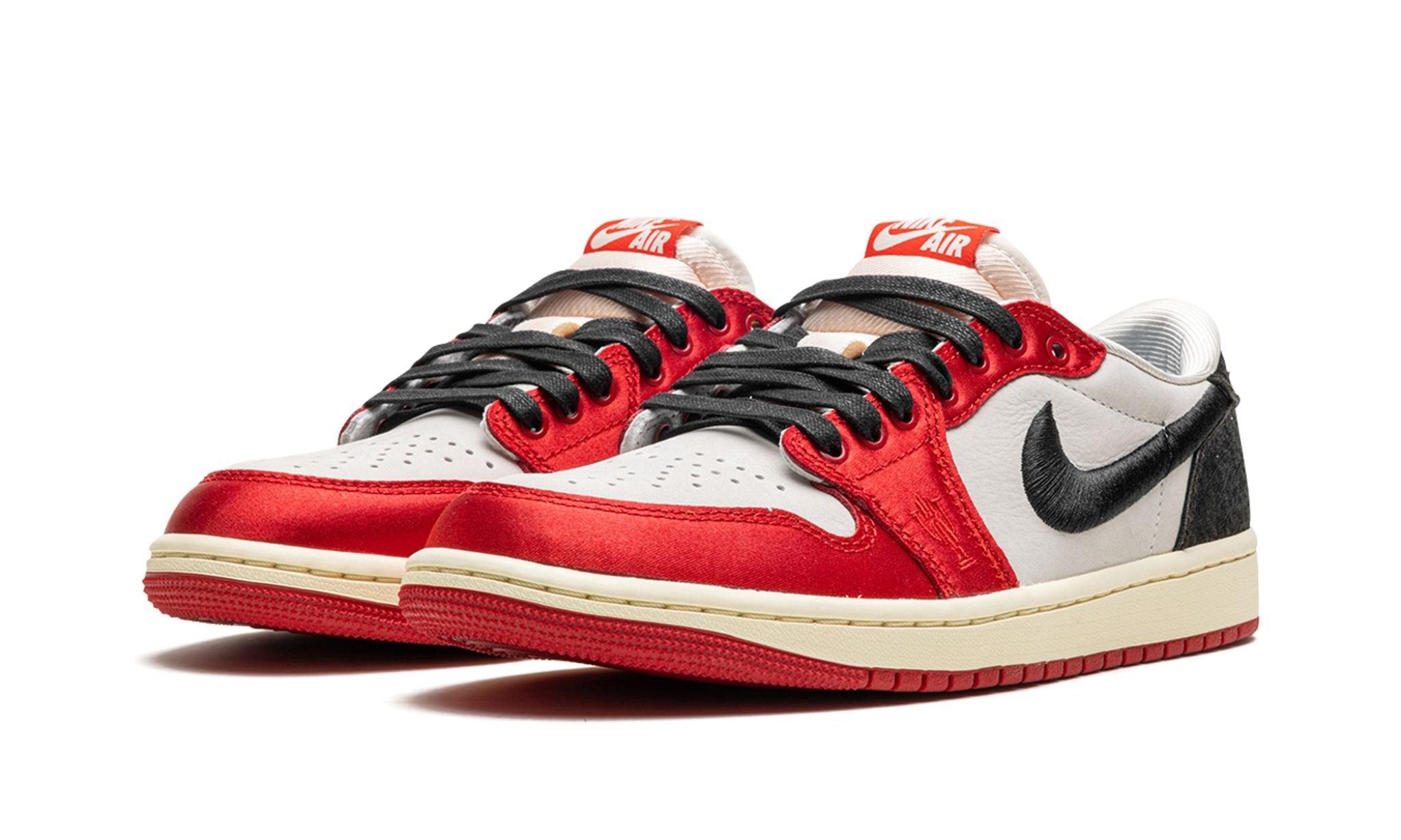 Jordan Air Jordan 1 "Trophy Room - Away" - ClaoukyShoes