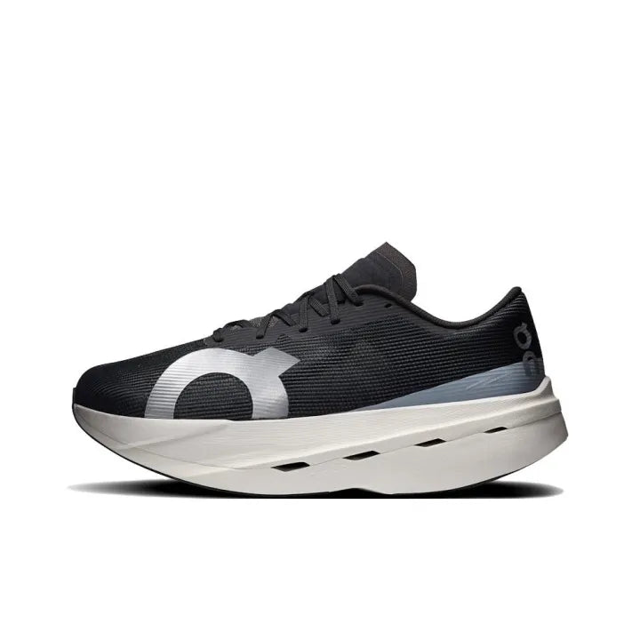 On running Cloudboom Volt "Black White"
