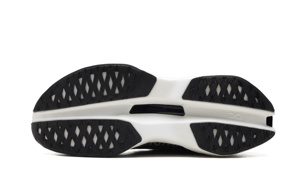 On Running Cloudboom Max "White / Black"