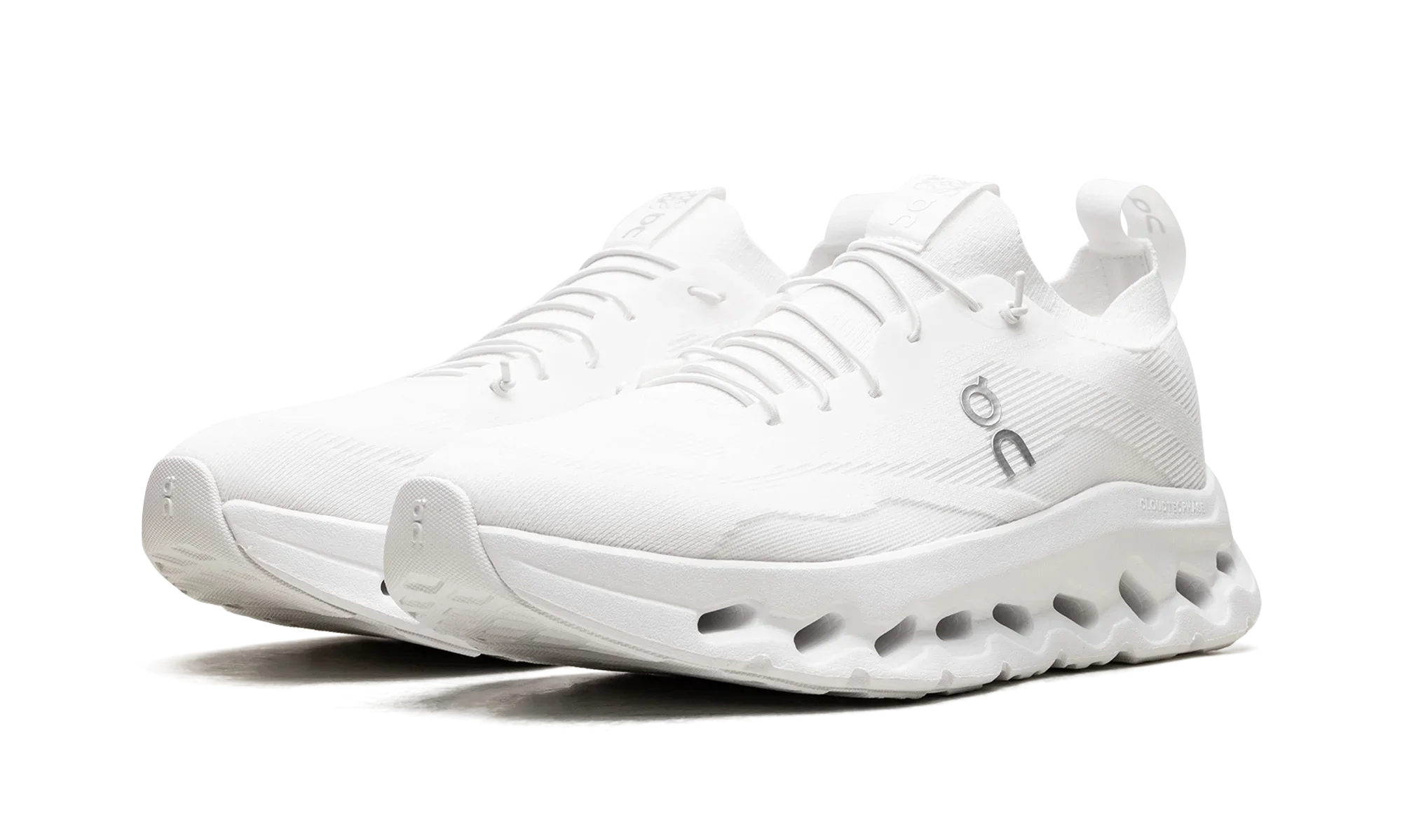 On  Running Cloudtilt "LOEWE All White"
