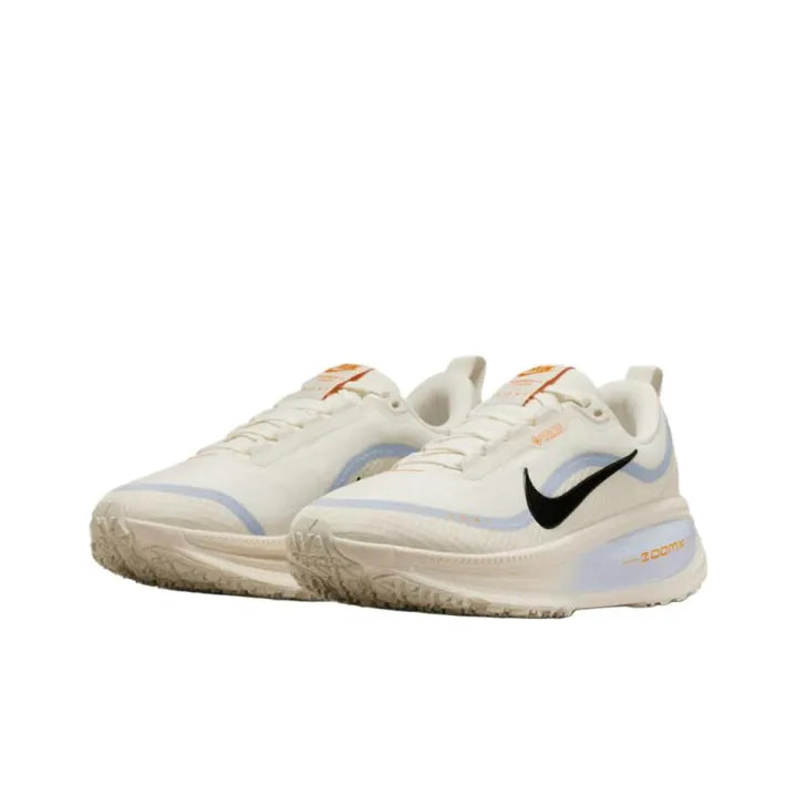 Nike Vomero 18 GORE-TEX "Off-White / Light Cream"