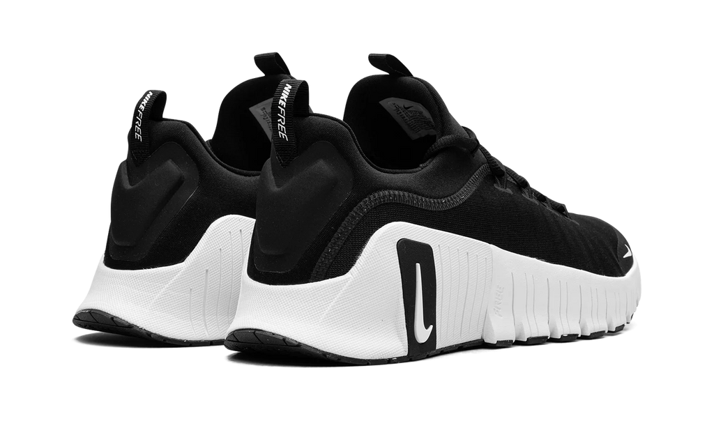 Nike Free Metcon 6 "Black / White"