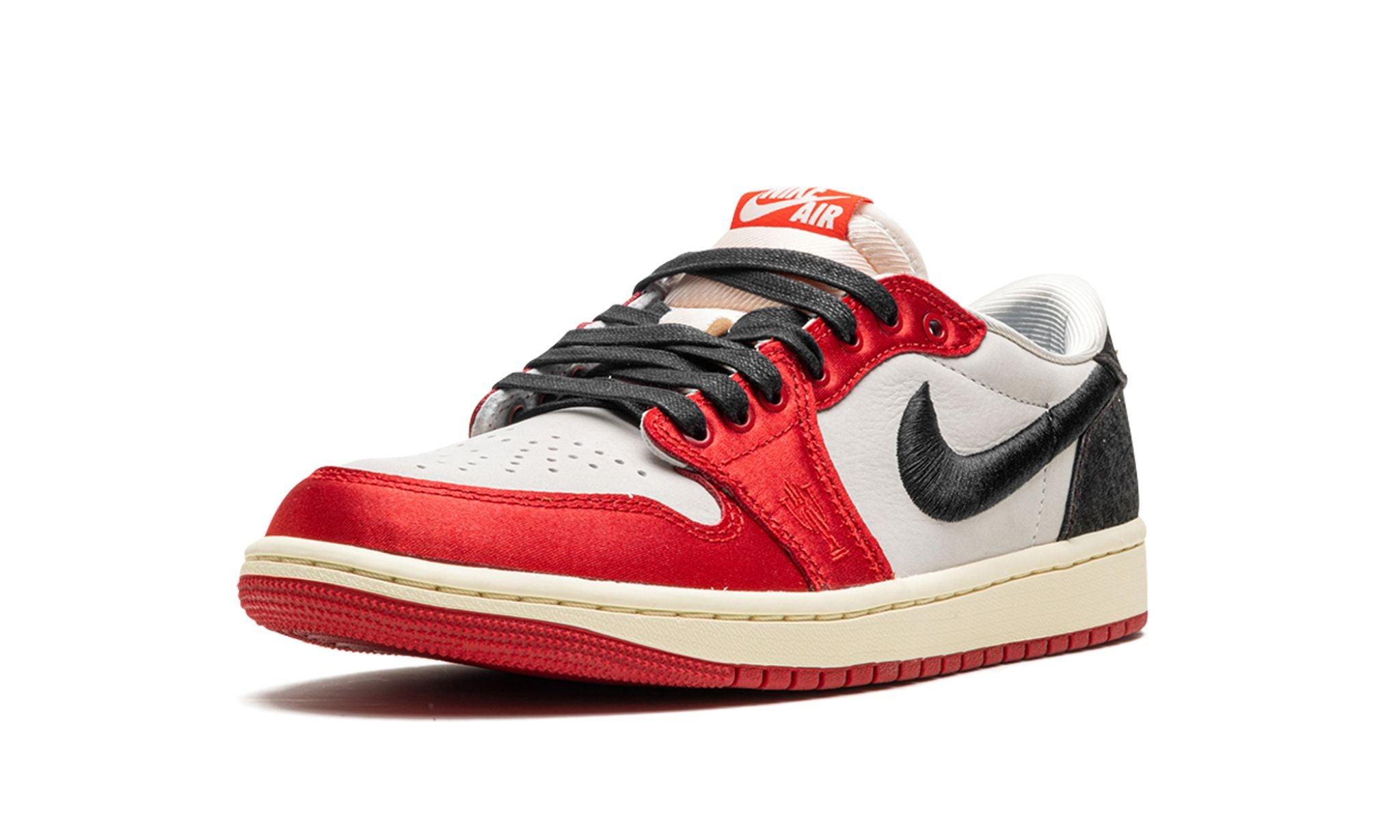 Jordan Air Jordan 1 "Trophy Room - Away" - ClaoukyShoes