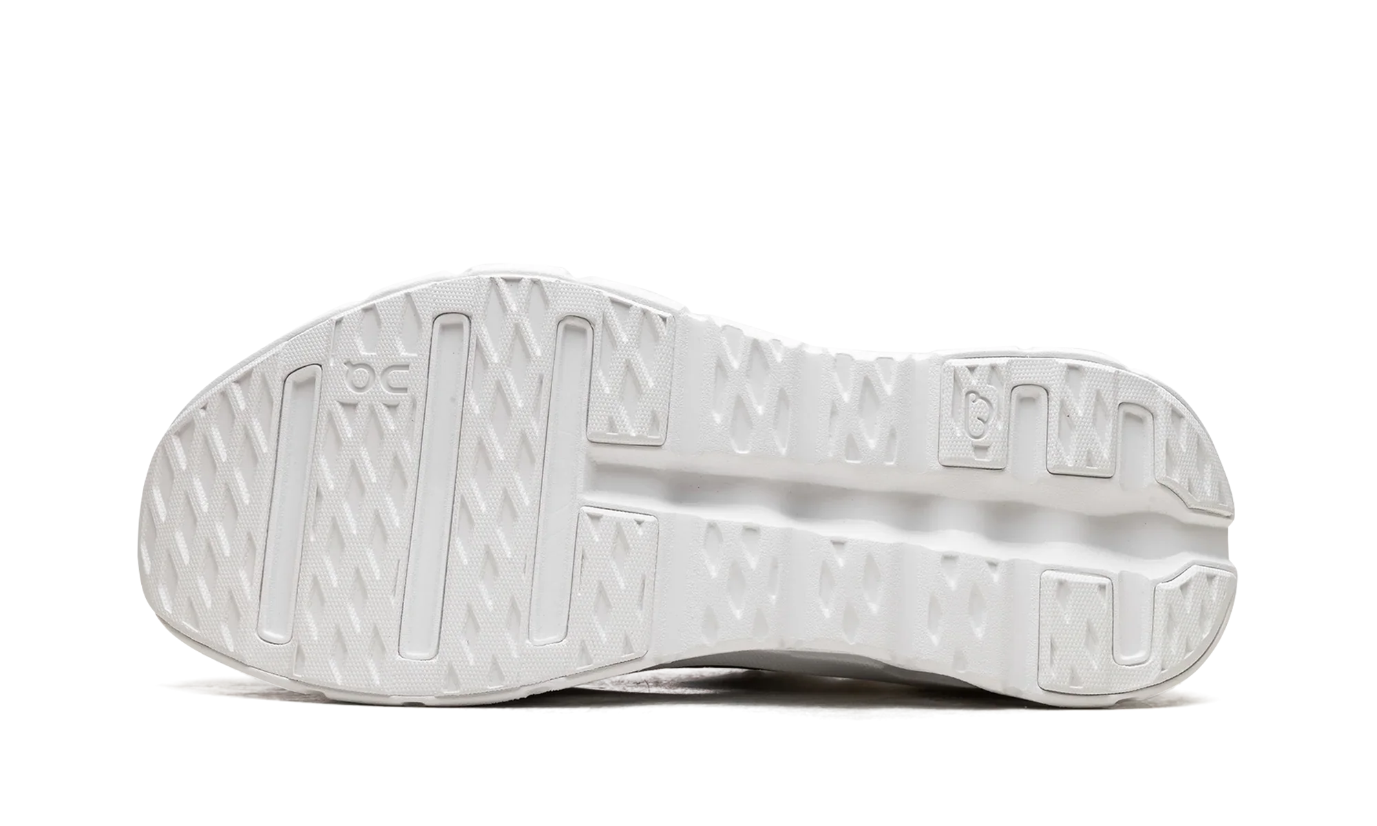 On  Running Cloudtilt "LOEWE All White"