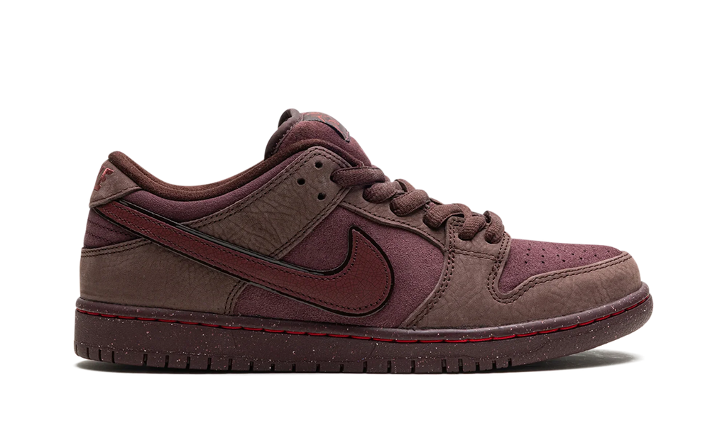 SB Dunk Low "City of Love"