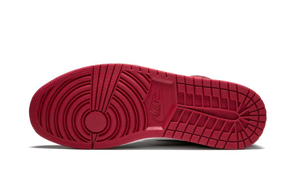 AIR JORDAN 1 RETRO HIGH OG "Chicago" - ClaoukyShoes