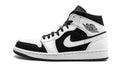 AIR JORDAN 1 MID "Tuxedo" - ClaoukyShoes