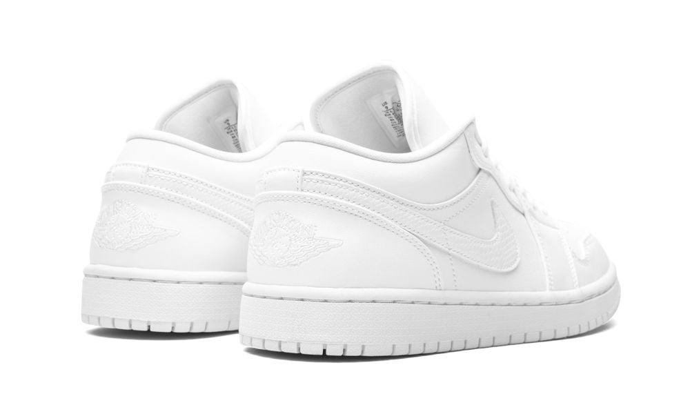 WMNS AIR JORDAN 1 LOW "Triple White" - ClaoukyShoes