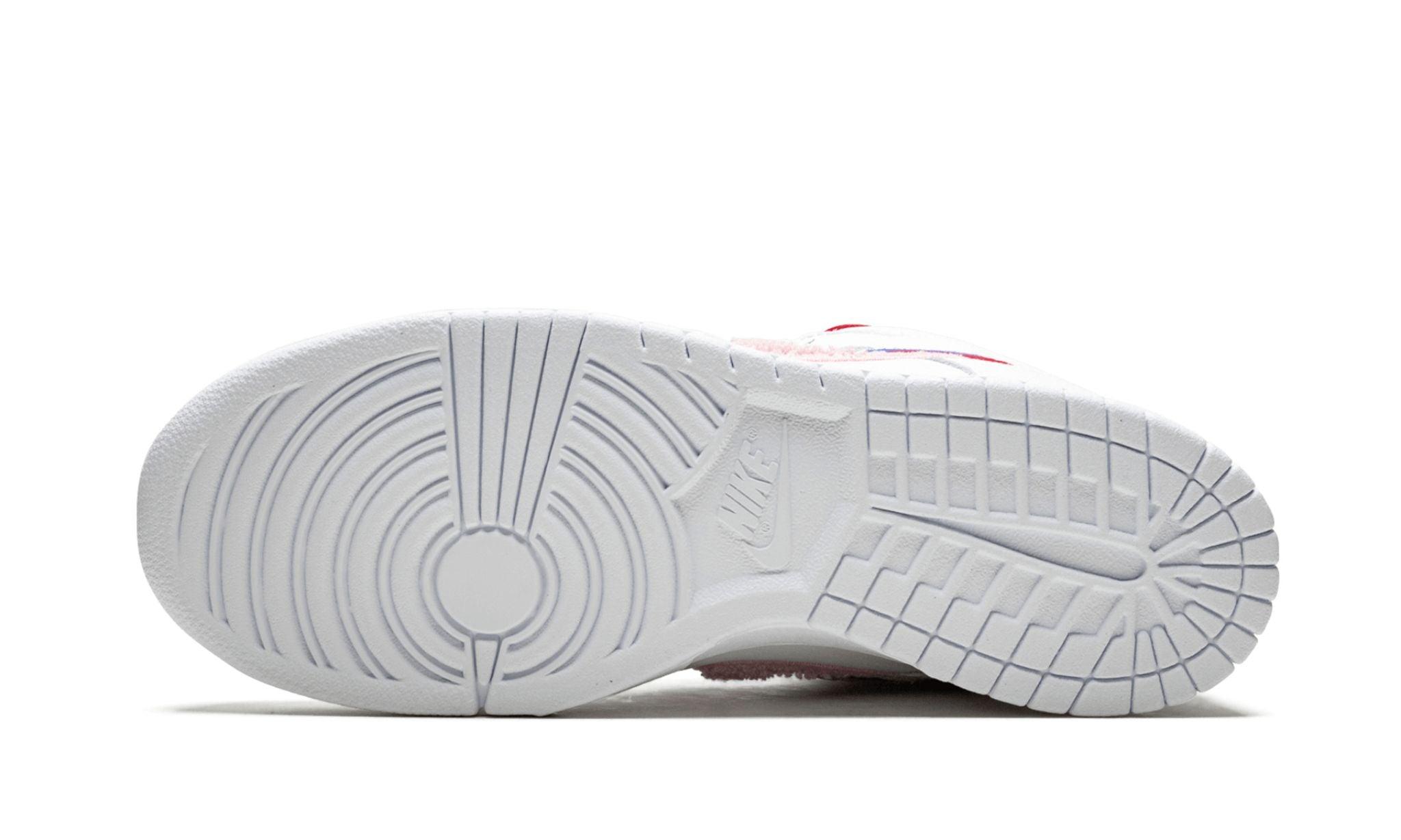 SB DUNK LOW "Parra" - ClaoukyShoes