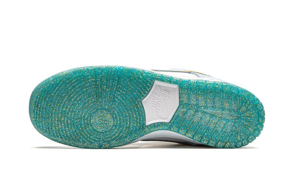 SB DUNK LOW PRO QS "Sean Cliver - Special Box" - ClaoukyShoes