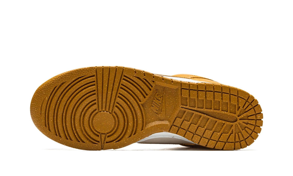 DUNK LOW NEXT NATURE "Gold / Phantom" - ClaoukyShoes