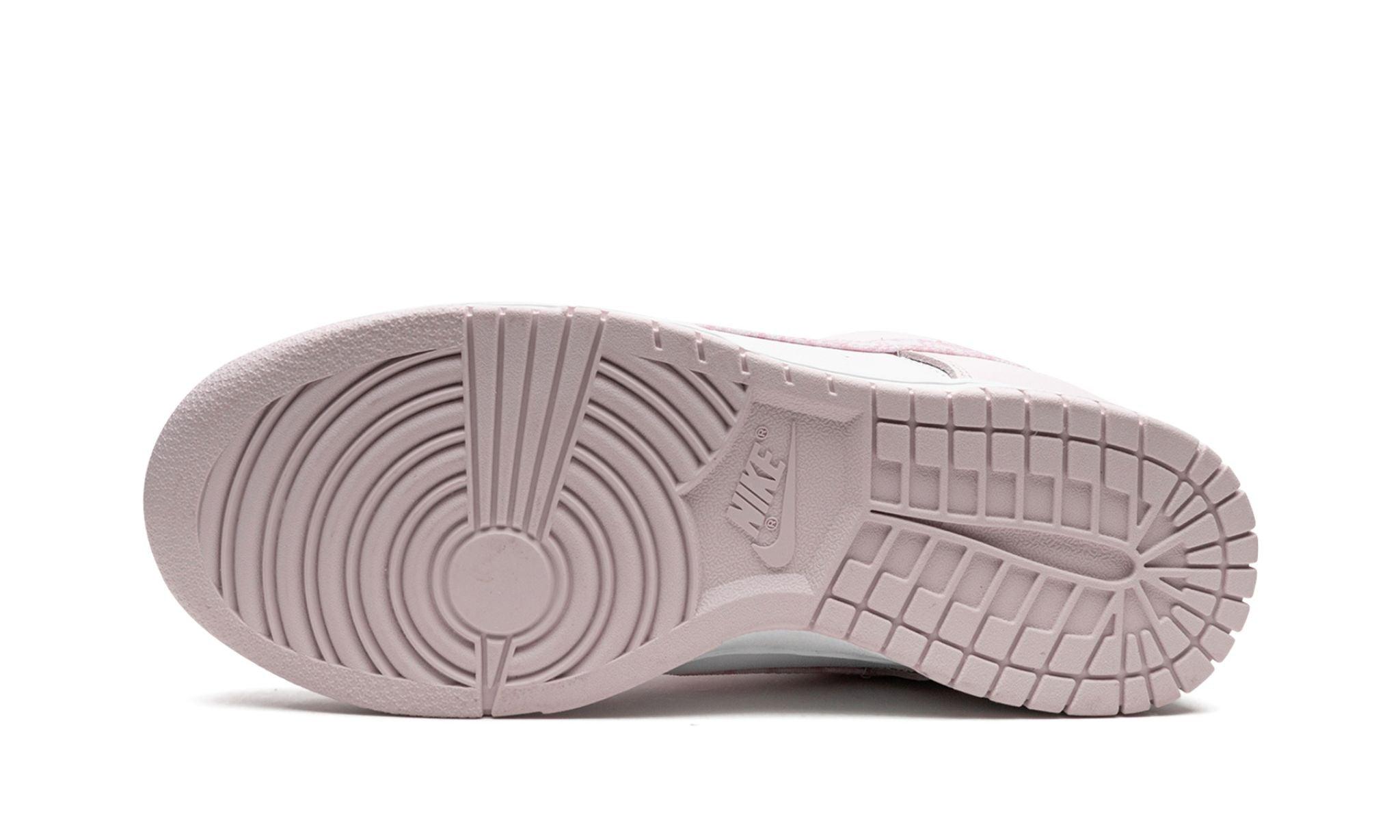 DUNK LOW "Pink Paisley" - ClaoukyShoes